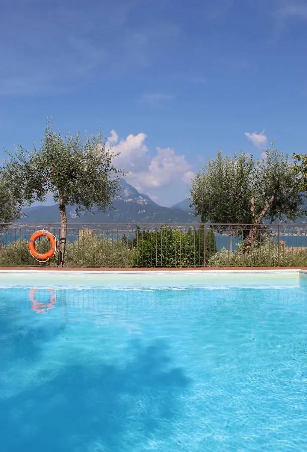 Hotel Villa Tiziana Torri Del Benaco